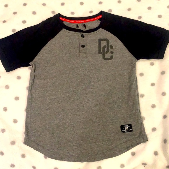 Youth M/L DC Shoe Co Shirt - Picture 1 of 6